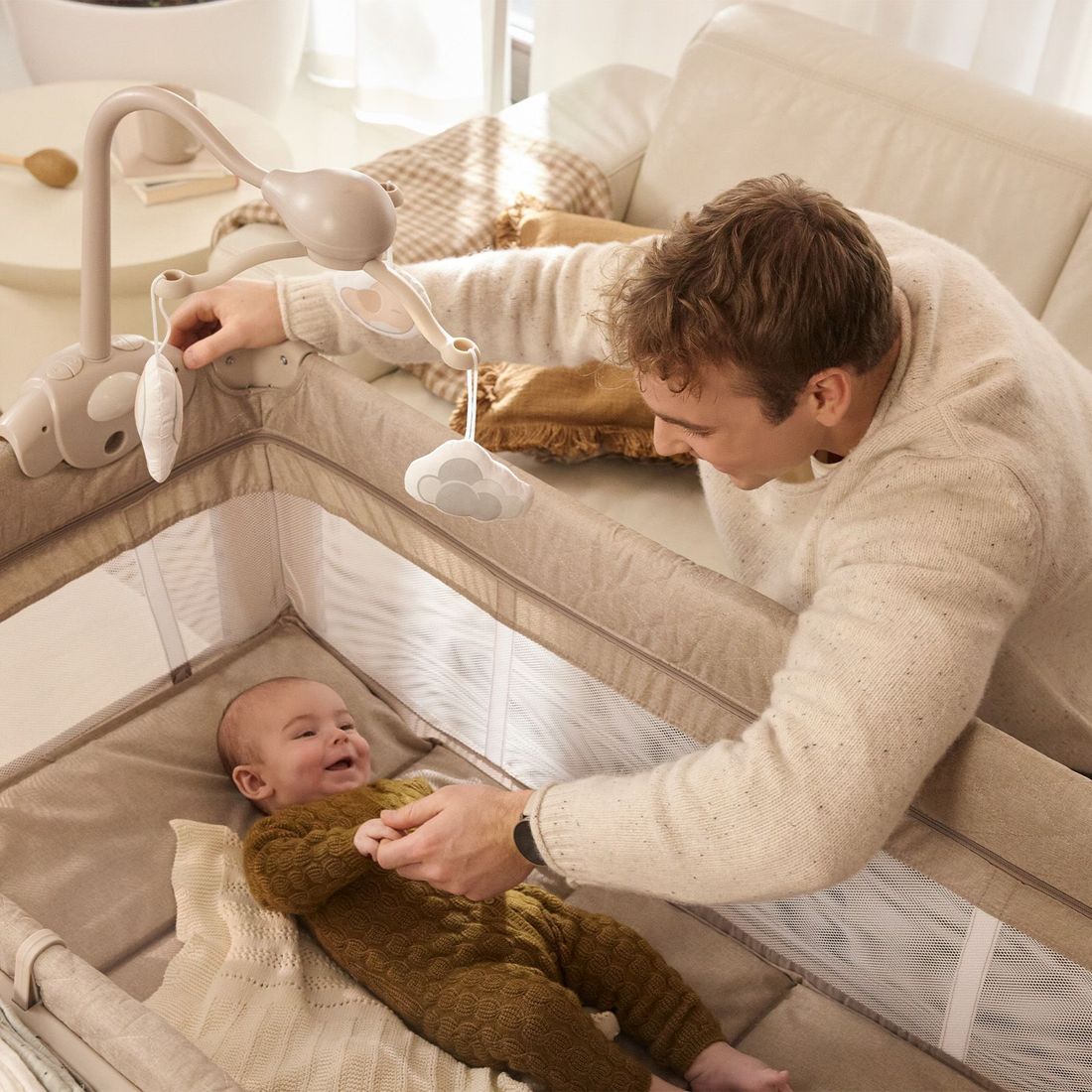 Lit bébé et lit de voyage 2 en 1 LEODY UP beige (Kinderkraft) - Image 1
