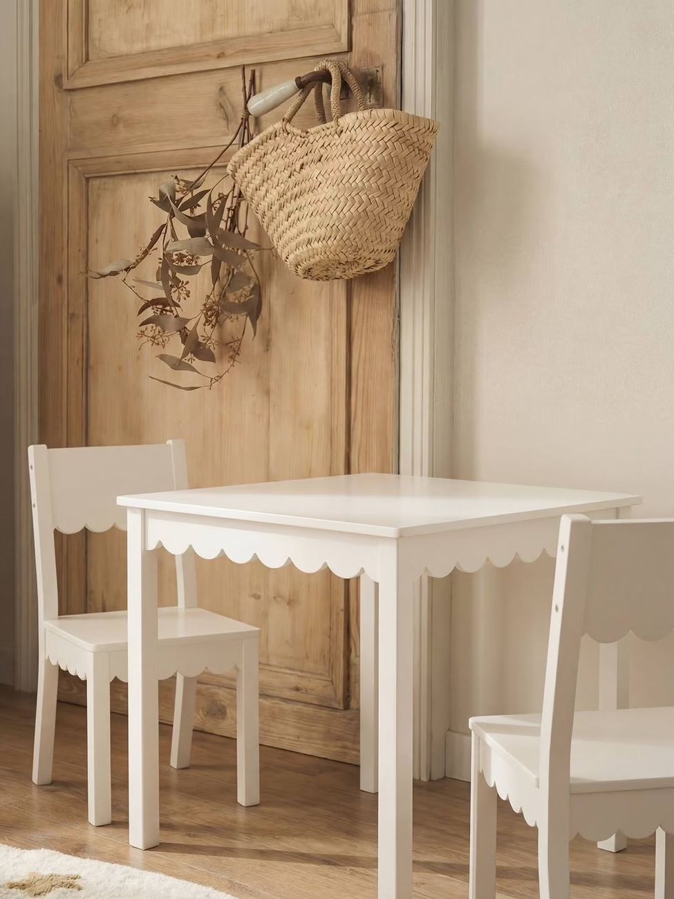 Table et chaises enfant Feston blanc (Vertbaudet) - Image 1