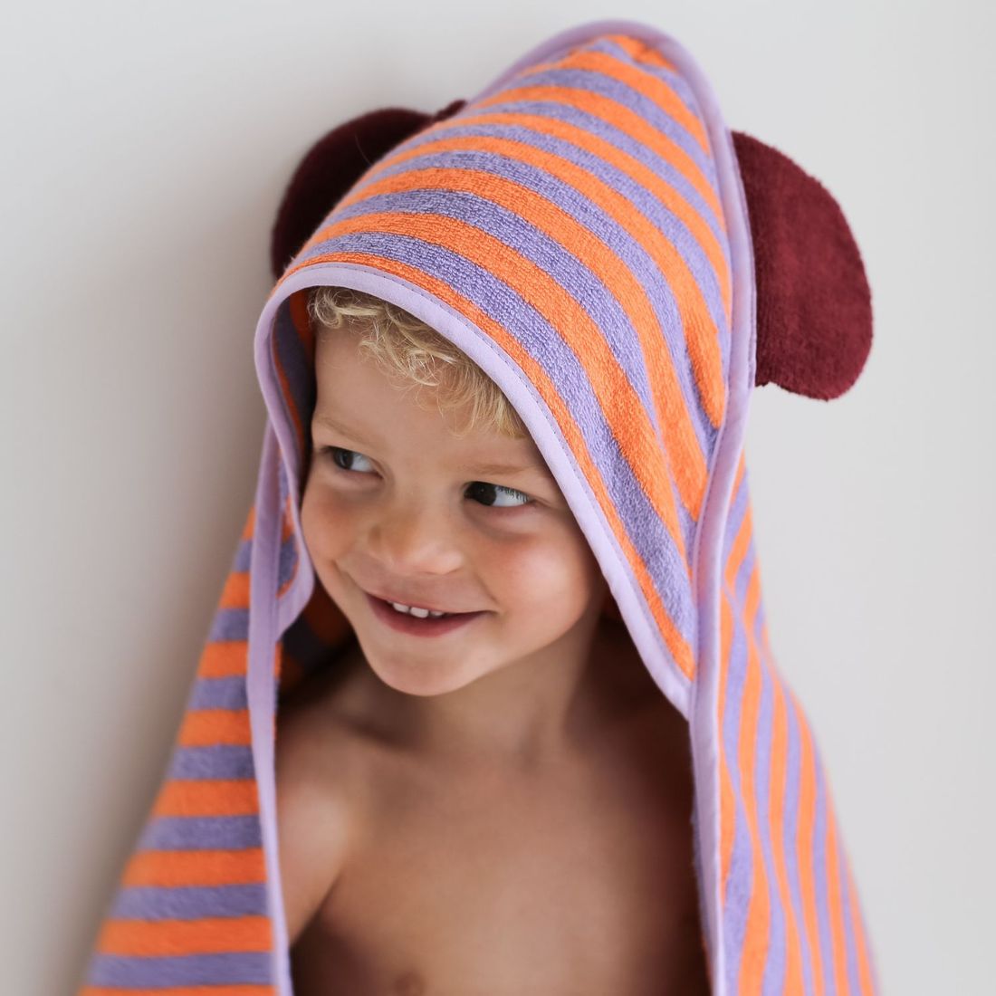 Cape de bain Ours Lavande (75 x 75 cm) (Quut) - Image 1