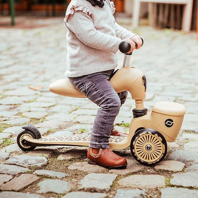 Porteur Trottinette Evolutif Highwaykick 1 Lifestyle - Leopard (Scoot And Ride) - Image 2