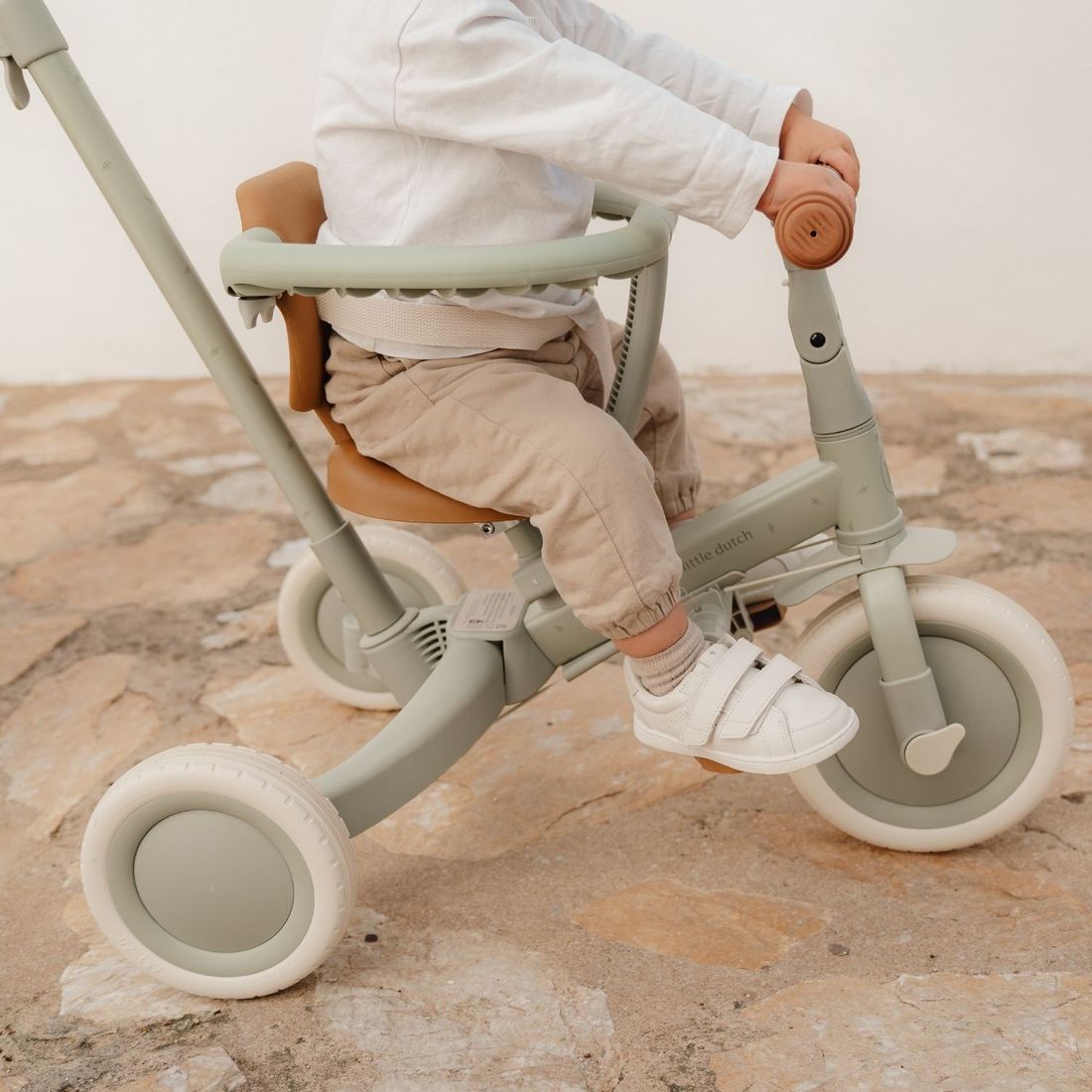 Tricycle 4 en 1 Pure Sauge (Little Dutch) - Image 3