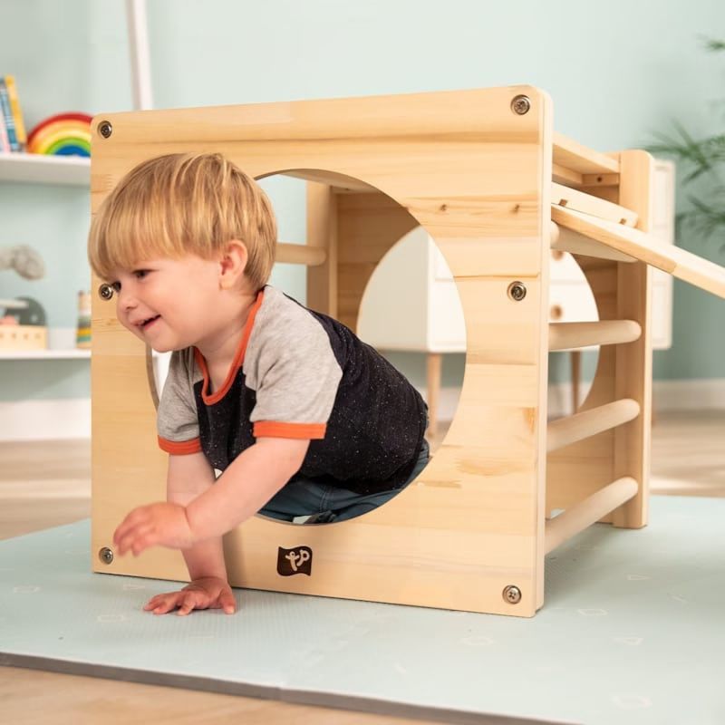 Cube d'escalade montessori en bois fsc® pour enfant dès 1 an (Active Tots) - Image 2