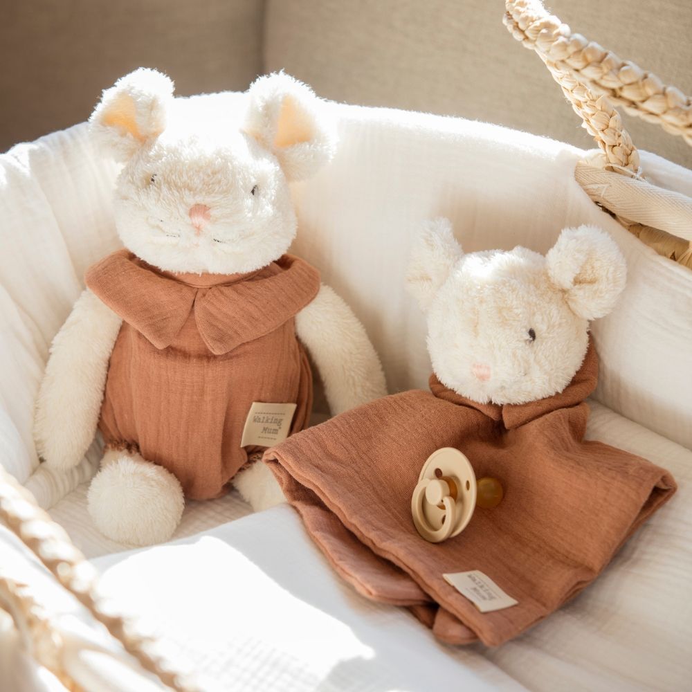 Peluche souris Poppy Cannelle (25 cm) (Walking Mum) - Image 4