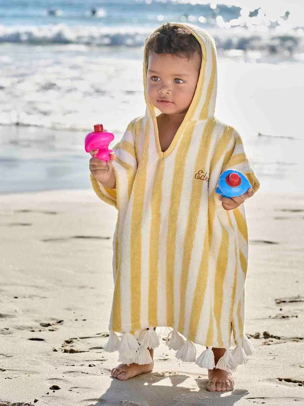 Poncho de bain bébé à rayures personnalisable rayé jaune (Vertbaudet) - Couverture