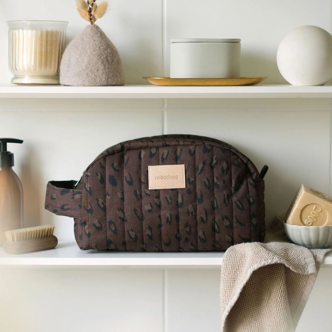 Trousse de toilette imperméable Hyde Park - Leonie Brown (Nobodinoz) - Image 2