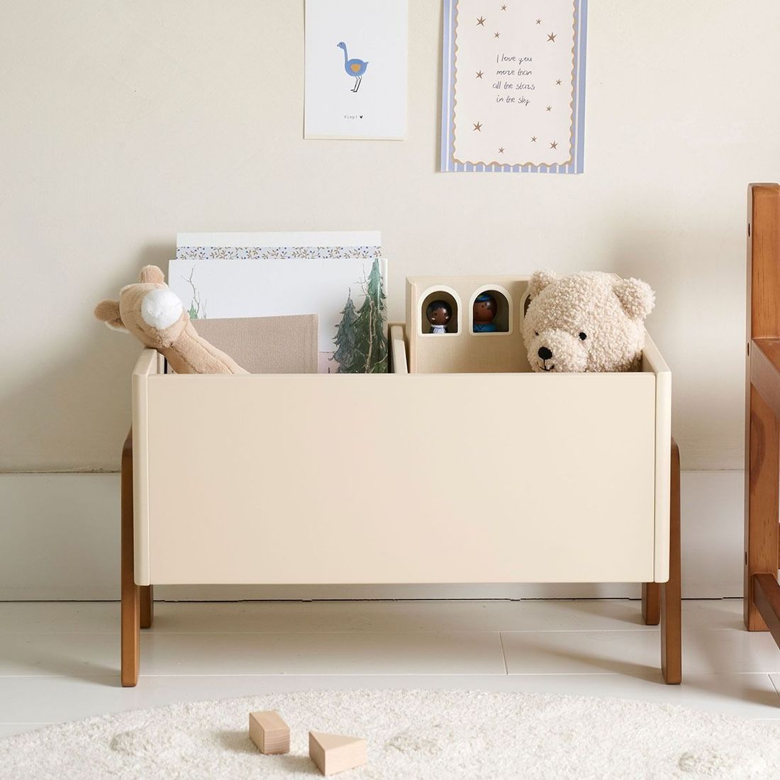 Petite Amélie | Bac à livres enfant Lune | MDF et pin massif | Beige | Rangement chambre et salle de jeux avec compartiments pour jouets et livres (Petite Amélie) - Image 4
