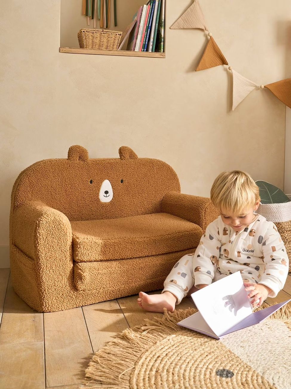 Canapé convertible en mousse et sherpa OURSON camel (Vertbaudet) - Couverture