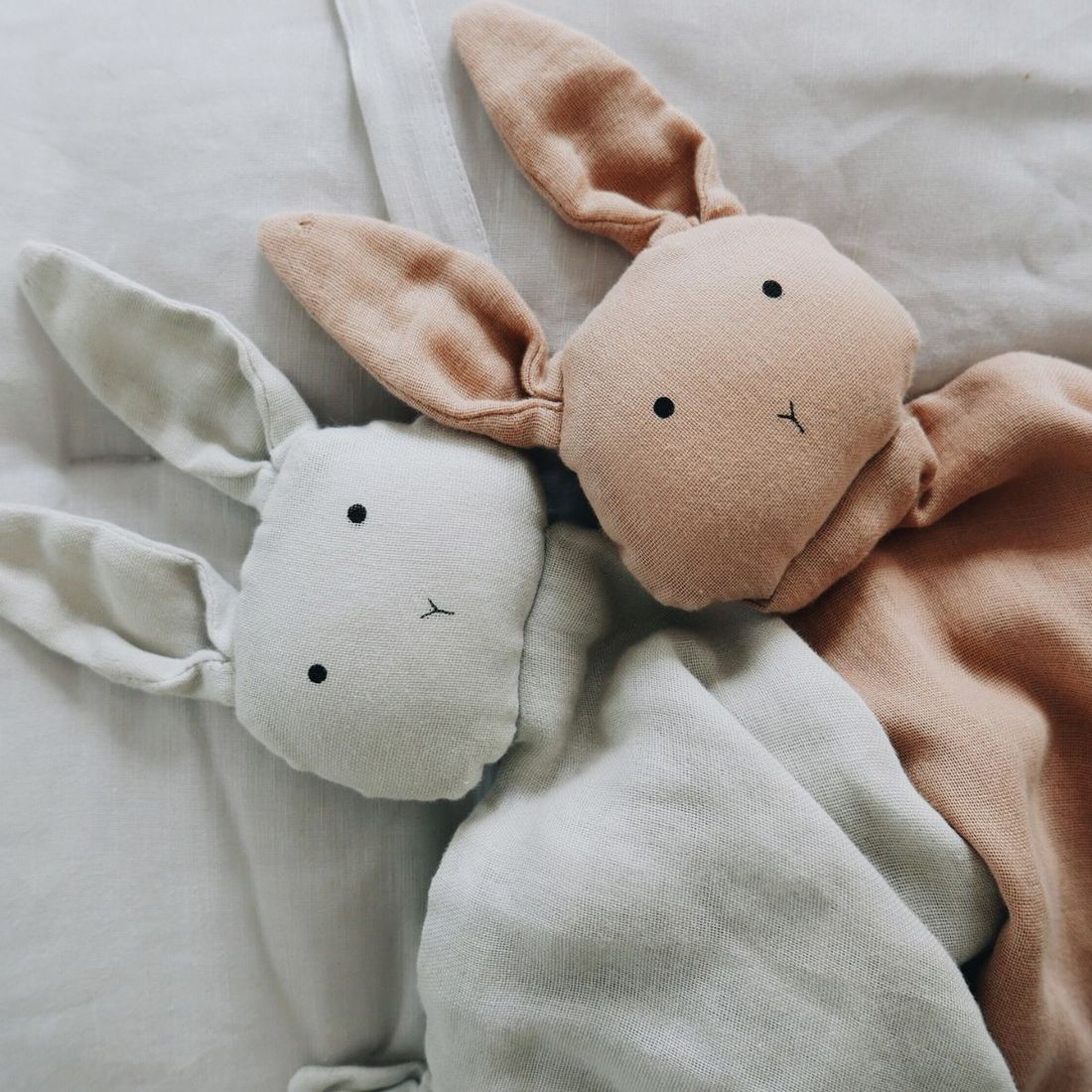Doudou plat Agnete Rabbit peppermint (Liewood) - Image 3