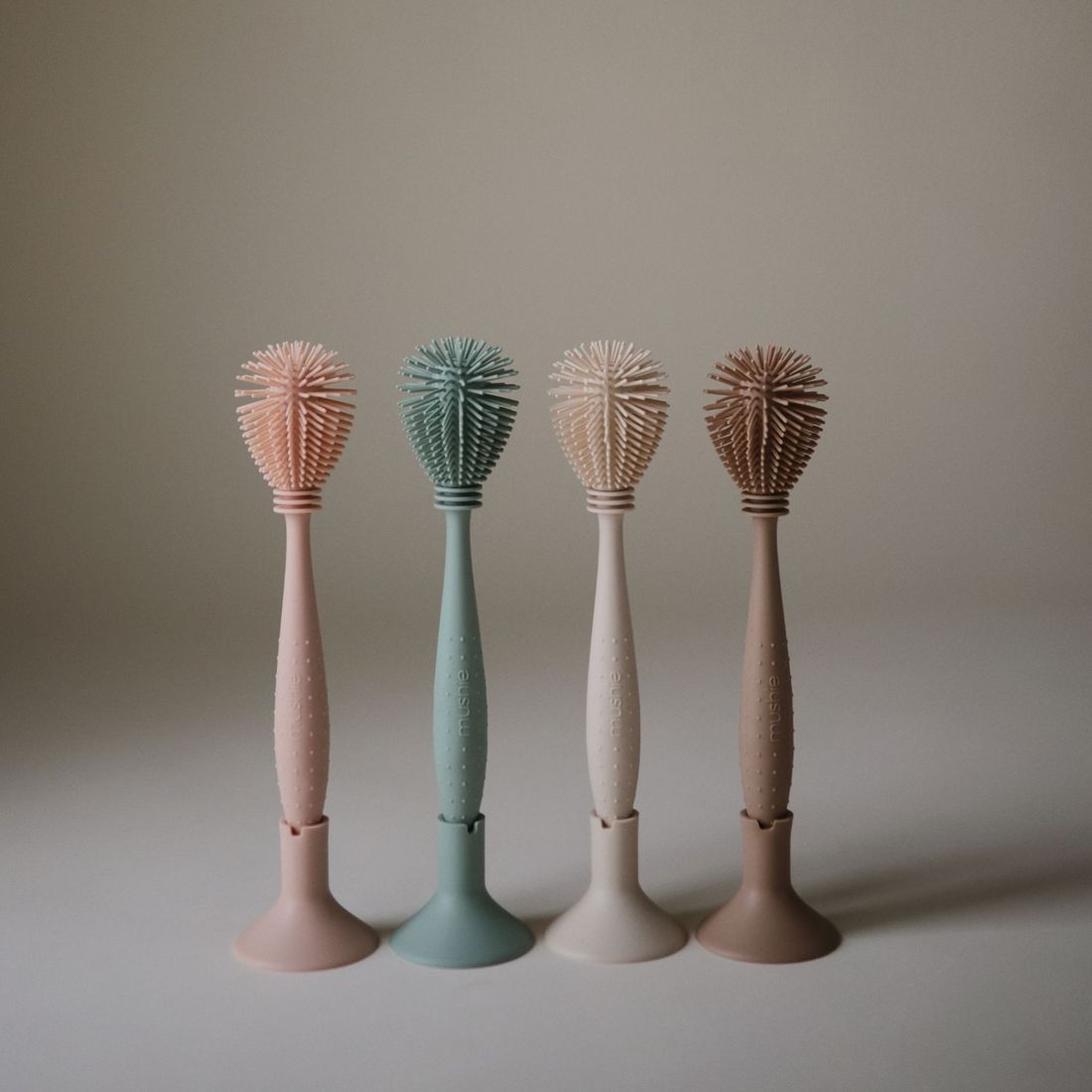 Goupillon en silicone Natural (Mushie) - Image 4