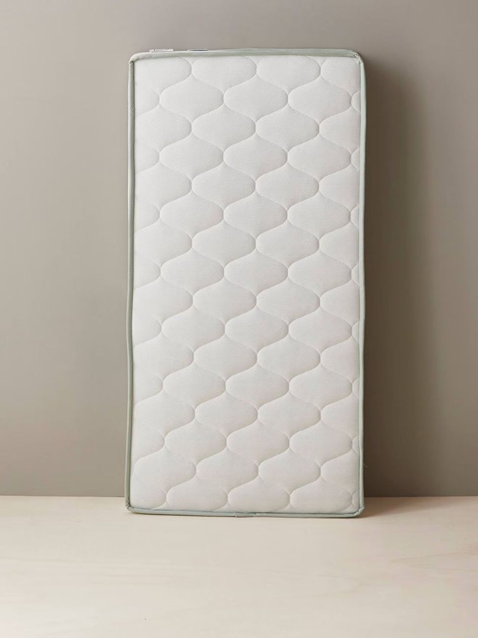 Matelas bébé mousse recyclée thermorégulateur traité Passerelle® blanc (Vertbaudet) - Couverture