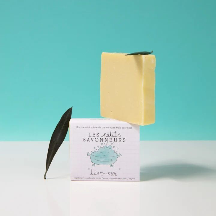 "Lave moi" : Le savon surgras corps & cuir chevelu (Les Petits Savonneurs) - Couverture
