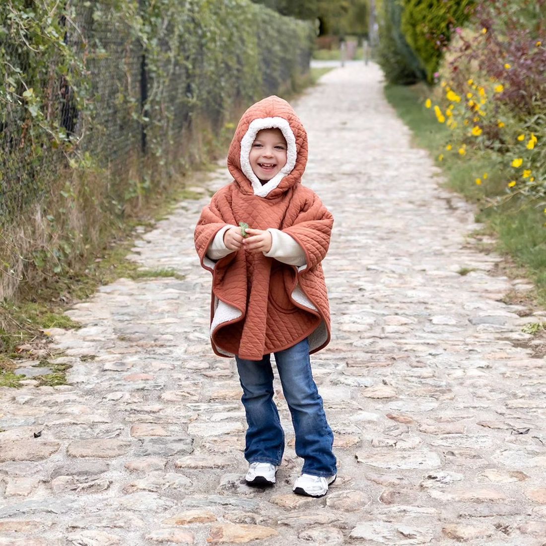 Poncho De Voyage Bébé Pour Siège Auto - Dehors Bien Au Chaud Brick (Bemini) - Image 1