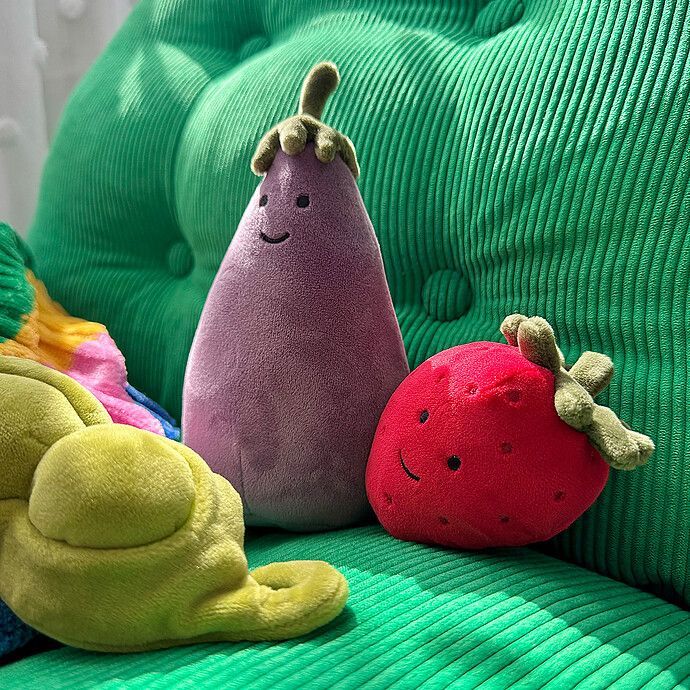 Vivacious Vegetable Aubergine - Small (Jellycat) - Image 5