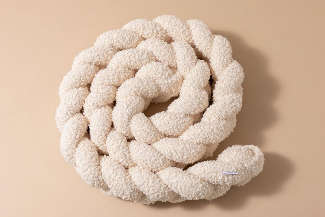 - Tour de lit tressé 3 Épis - Bouclé Écru - Beige (Mon Lit Cabane) - Couverture