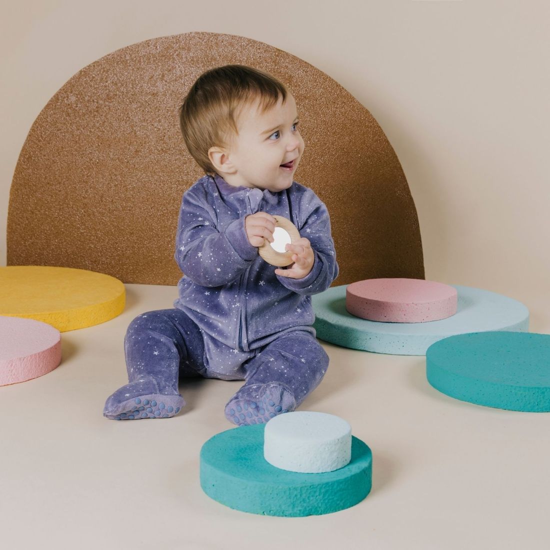 Hochet sensoriel Sensory Donut Reflect (Petit Boum) - Image 4