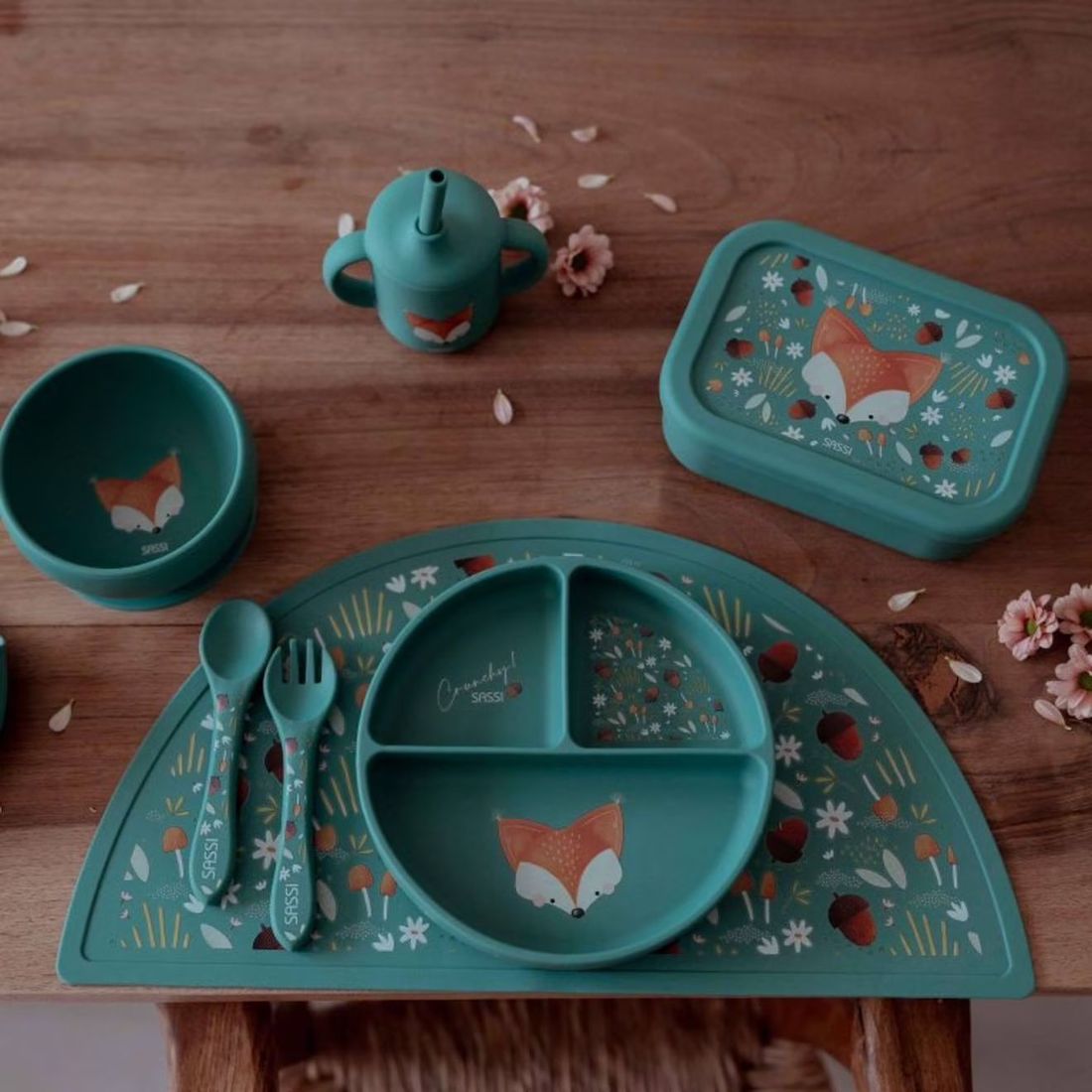 Assiette Compartimentée En Silicone Avec Ventouse Animaux Vert Paon (Sassi) - Image 1