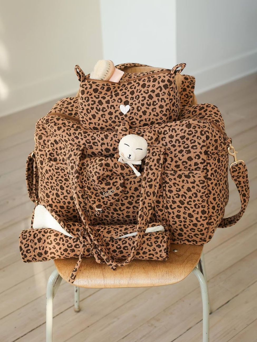Sac à langer évolutif 24 ou 48h léopard personnalisable beige (Envie De Fraise) - Couverture