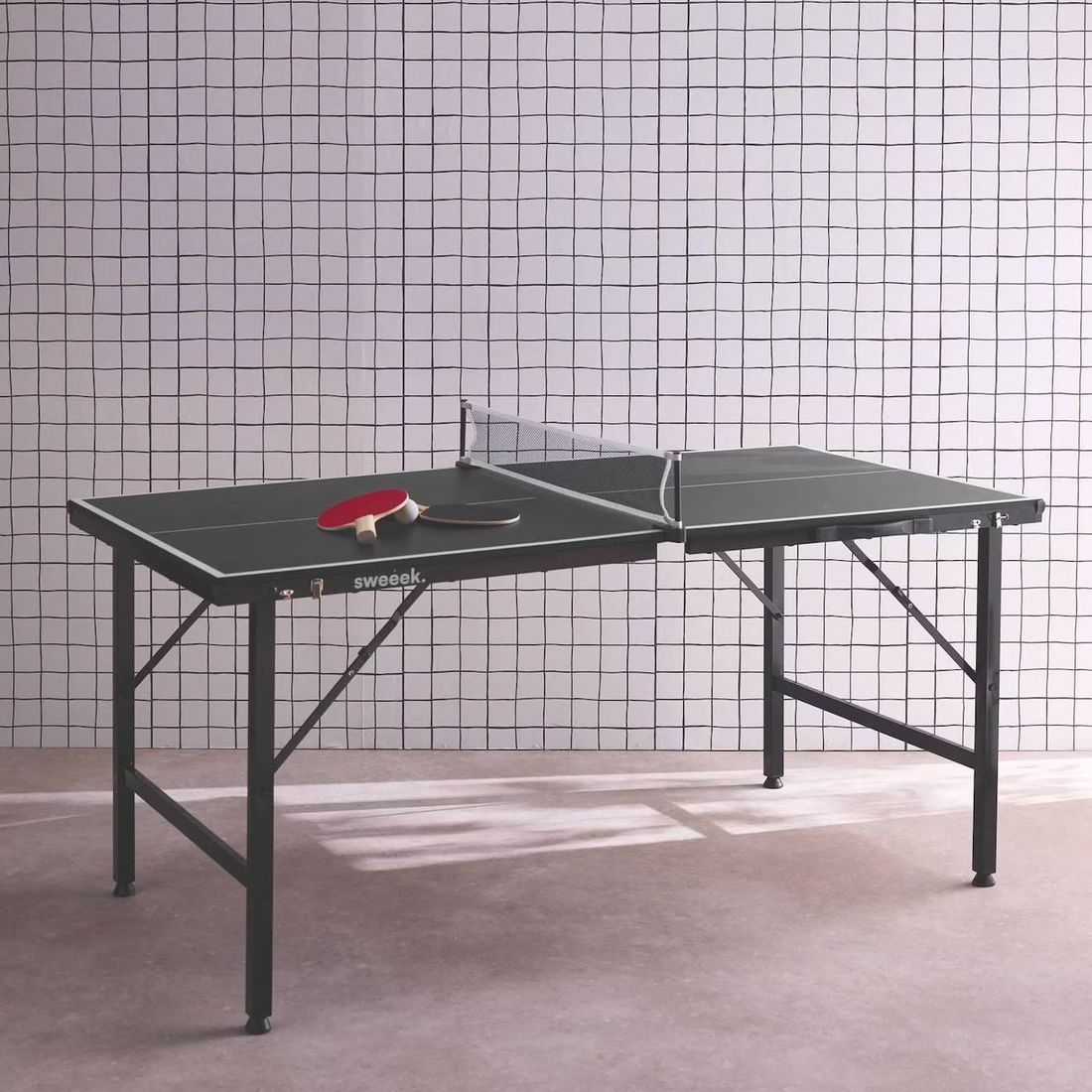 Mini Table De Ping Pong Pliable 150x75cm Indoor, Avec 2 Raquettes Et 3 Balles Noir (sweeek) - Image 2