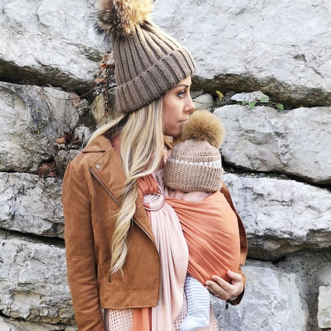 Petite écharpe Sling sans nœud Nude Caramel (Love Radius) - Image 6
