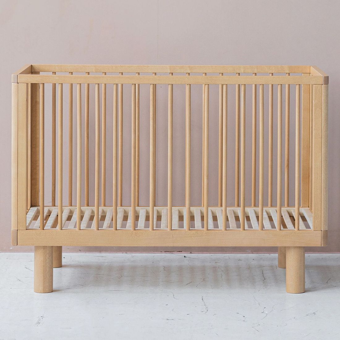 Lit Bébé Evolutif Nox Bois Naturel - 60 x 120 cm (Karl & Fric) - Image 1