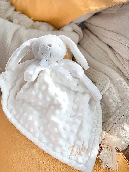 Le lapinou, doudou & attache tétine (Maison Pioline) - Image 3