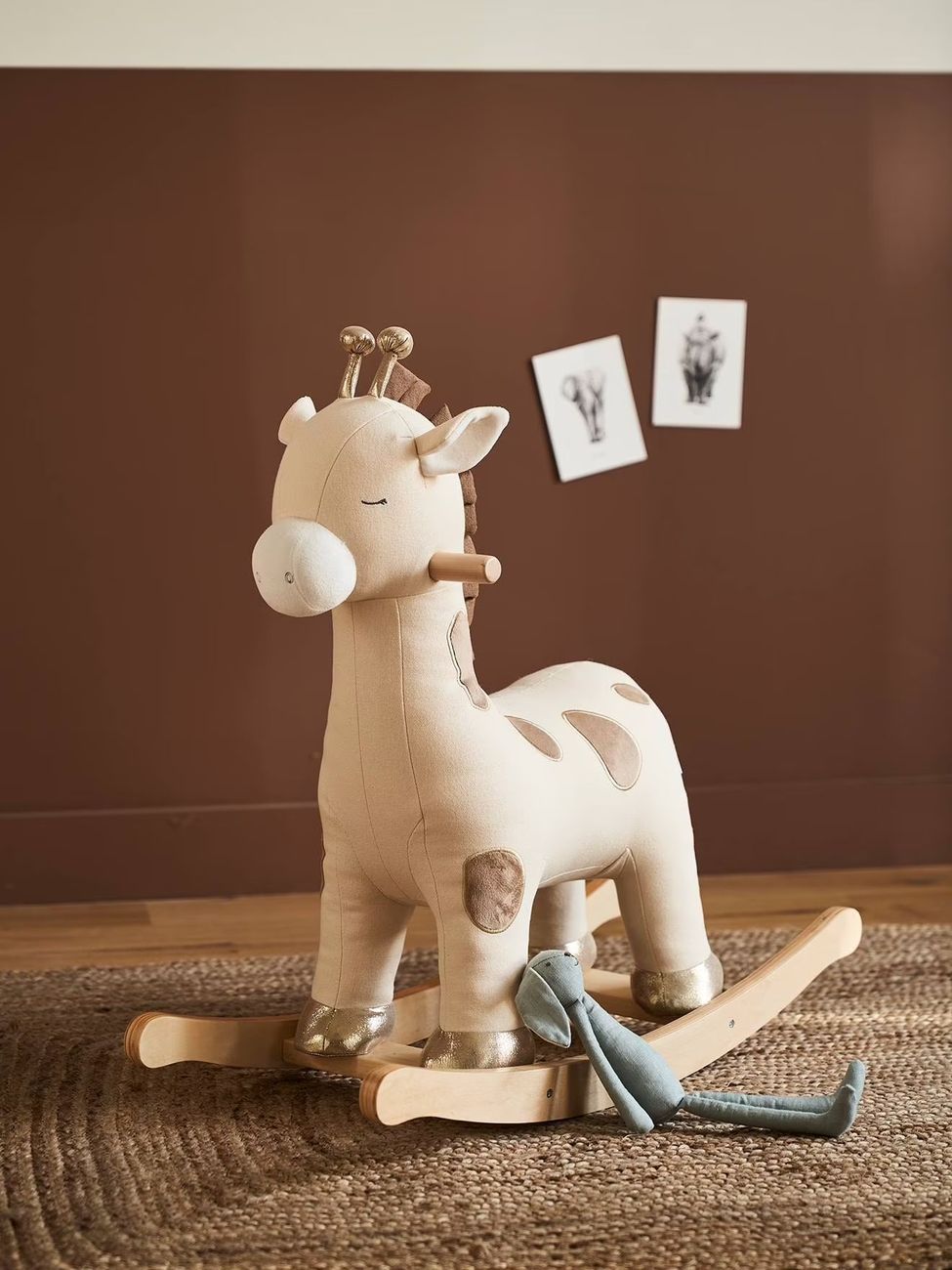 Girafe à bascule en bois FSC® rose moyen uni avec decor (Vertbaudet) - Couverture