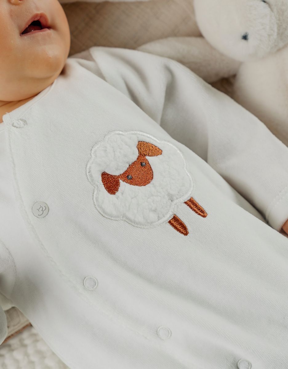 Pyjama bébé en velours blanc avec broderie mouton (Noukie's) - Image 2