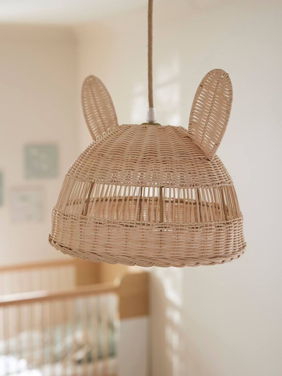 Abat-jour pour suspension Lapin en rotin (Vertbaudet) - Couverture