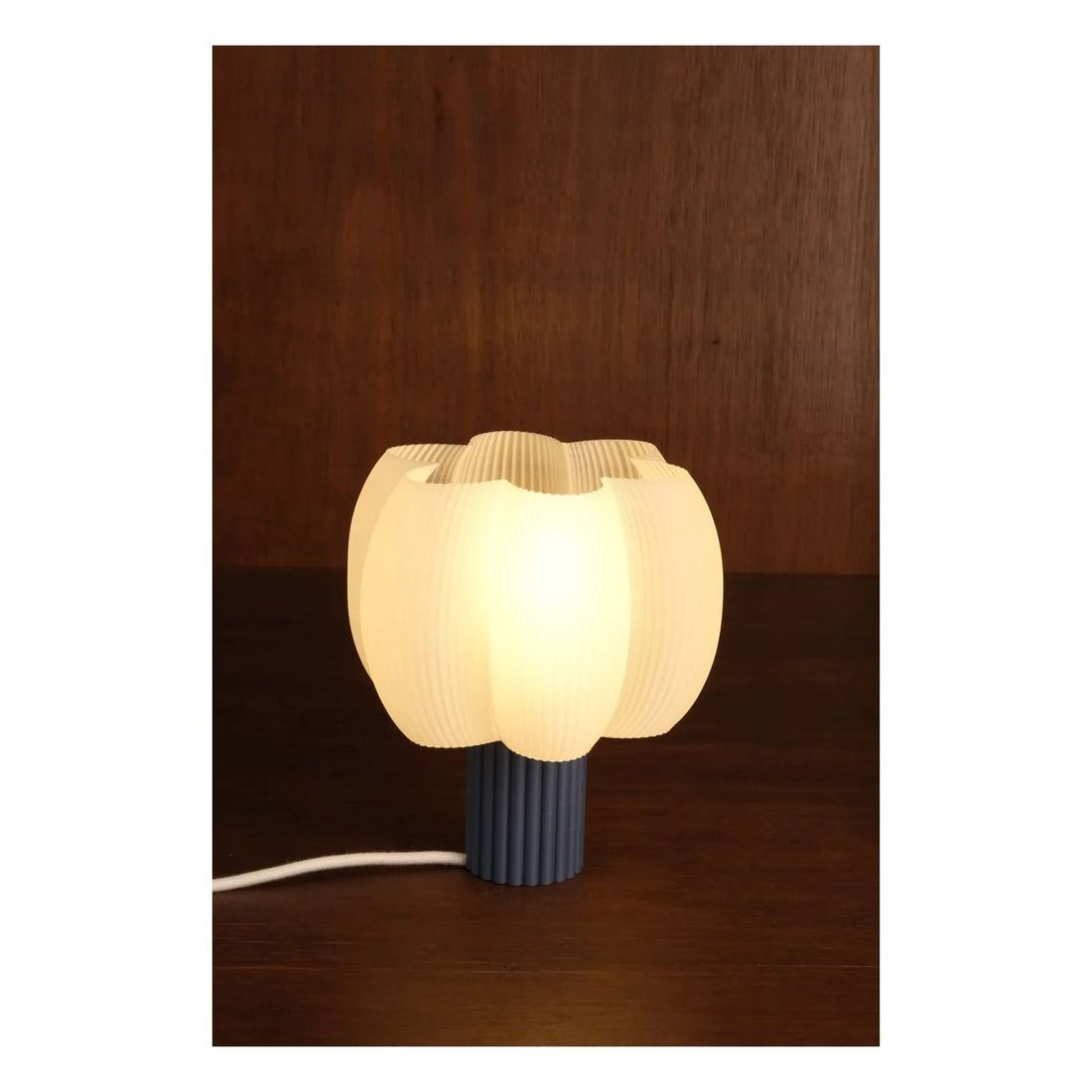 Bleuu-studio - Lampe Fluffy (Bleuu Studio) - Image 1