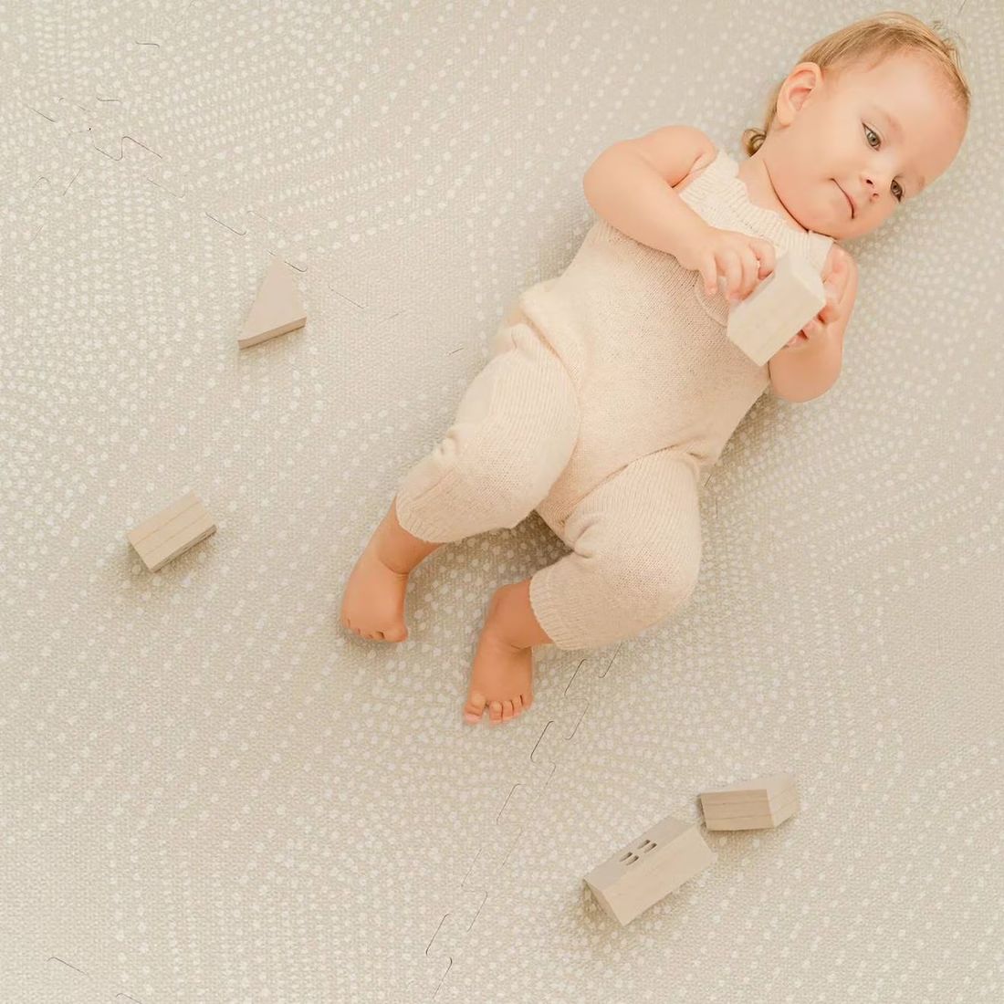 Haven Tapis D'éveil Et De Jeu Bébé Et Enfant Beige Clair (ToddleKind) - Image 1