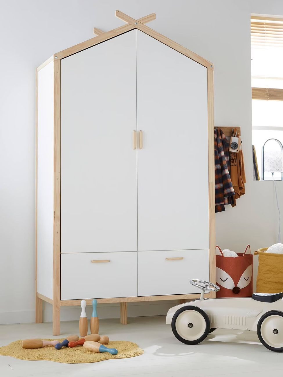 Armoire cabane ROBINSON blanc mate (Vertbaudet) - Couverture