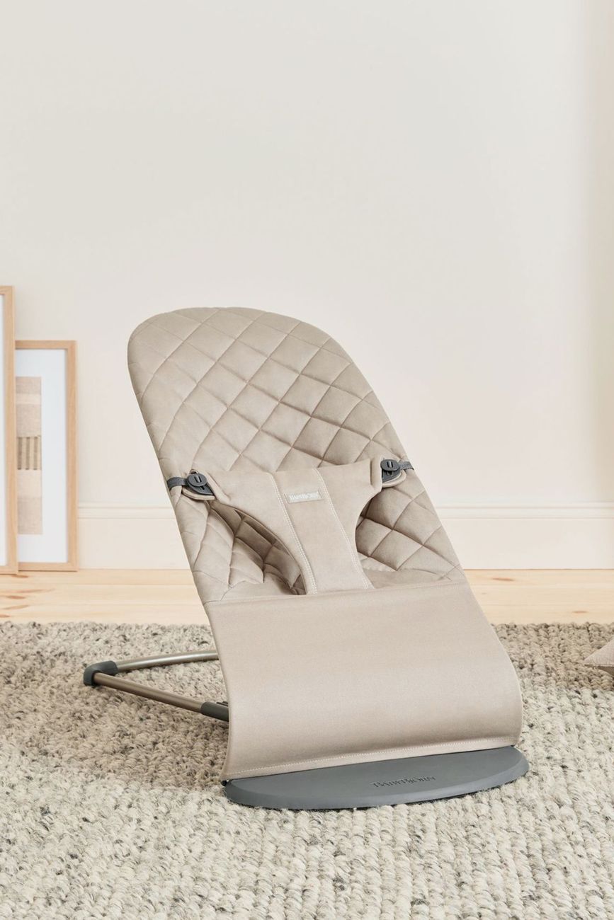 Transat Bliss - Gris sable / Tissé, matelassage Classique / Gris foncé (BabyBjörn) - Image 9