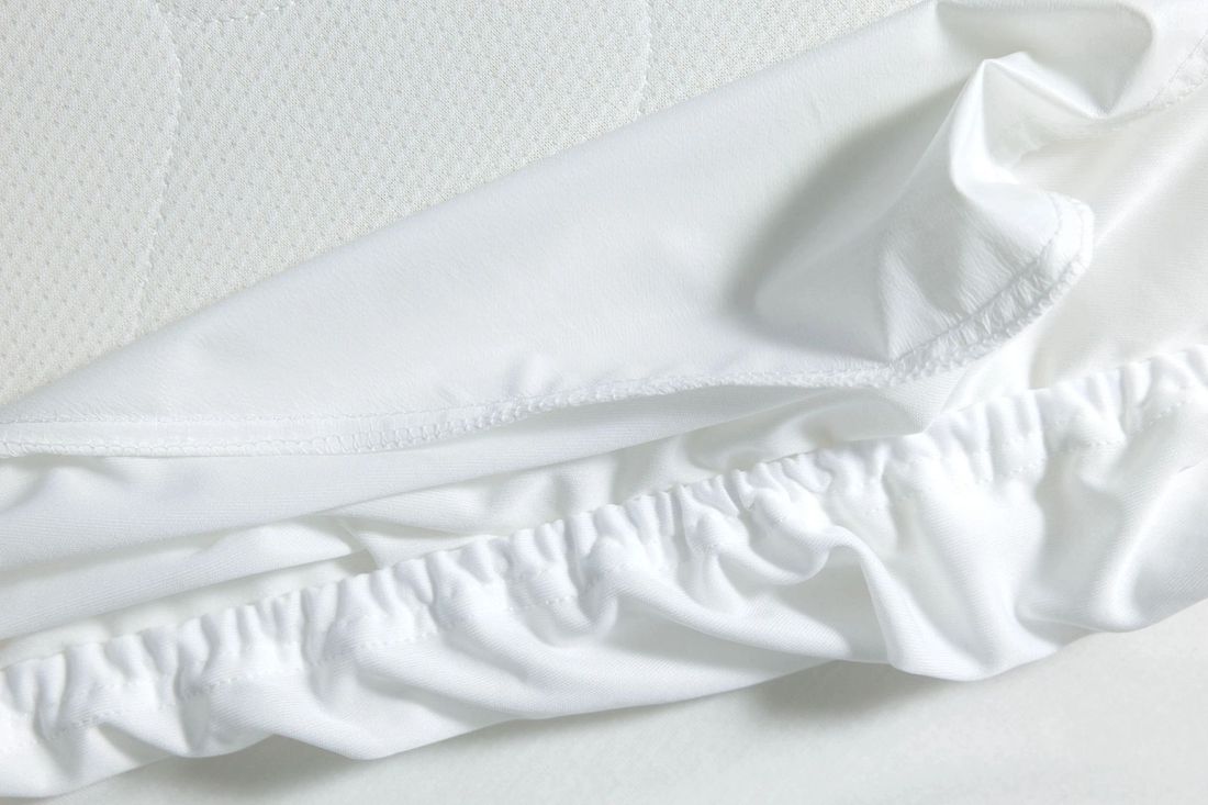 - Grand Drap Housse Imperméable pour Berceau Ovale Évolutif - Blanc (Mon Lit Cabane) - Image 3