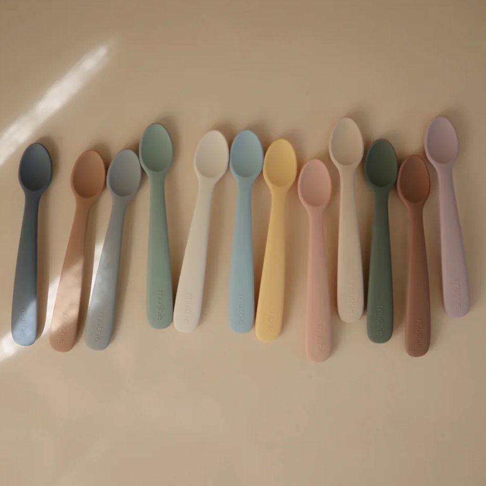Lot de 2 cuillères en silicone Ivoy (Mushie) - Image 4