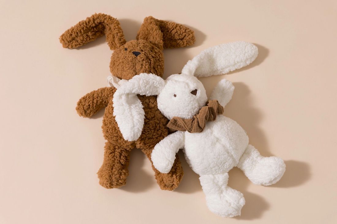 - Doudou Bouclé Lapin Caramel - Marron (Mon Lit Cabane) - Image 8