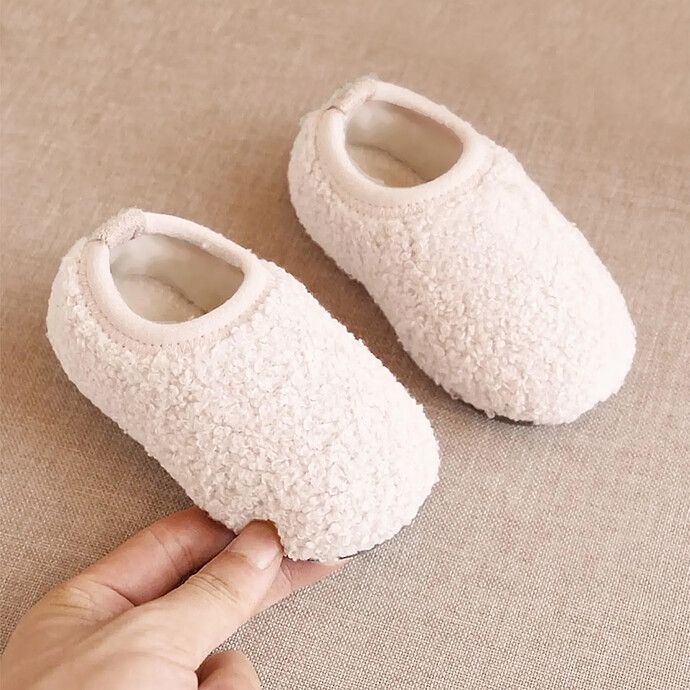 Chaussons Moumoute Vanille - 19/20 (Mrs. Ertha) - Image 3