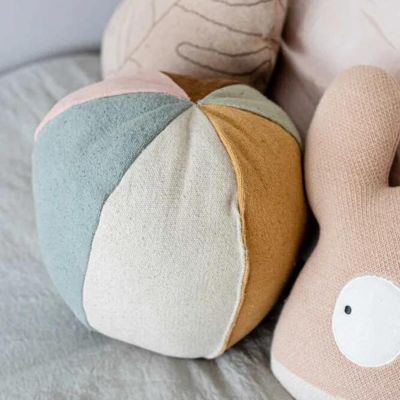 Coussin ballon (30 x 30 cm) (Lorena Canals) - Image 3
