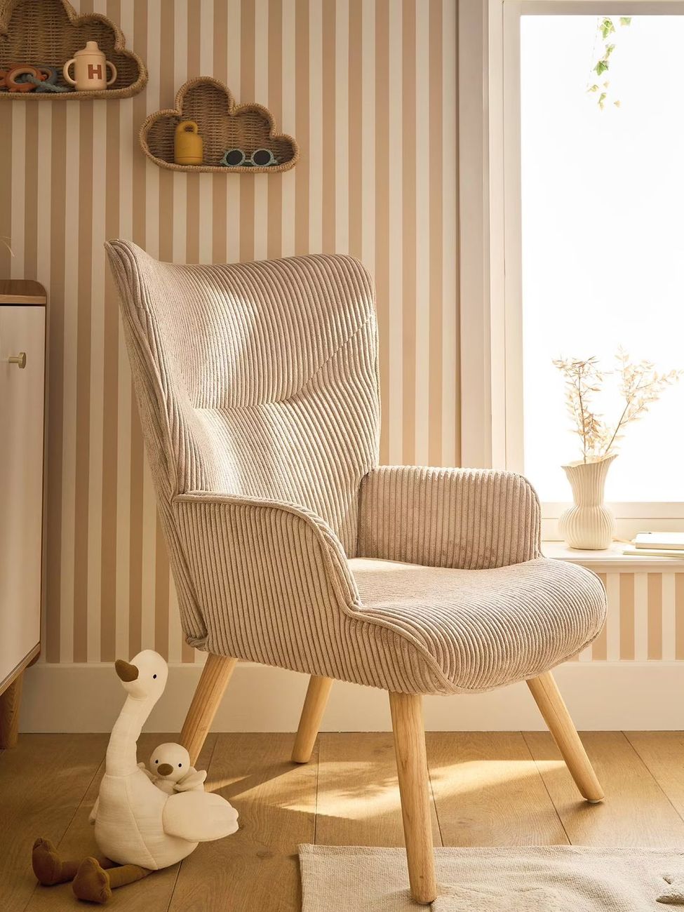 Fauteuil d'allaitement fixe en velours côtelé moka (Vertbaudet) - Couverture