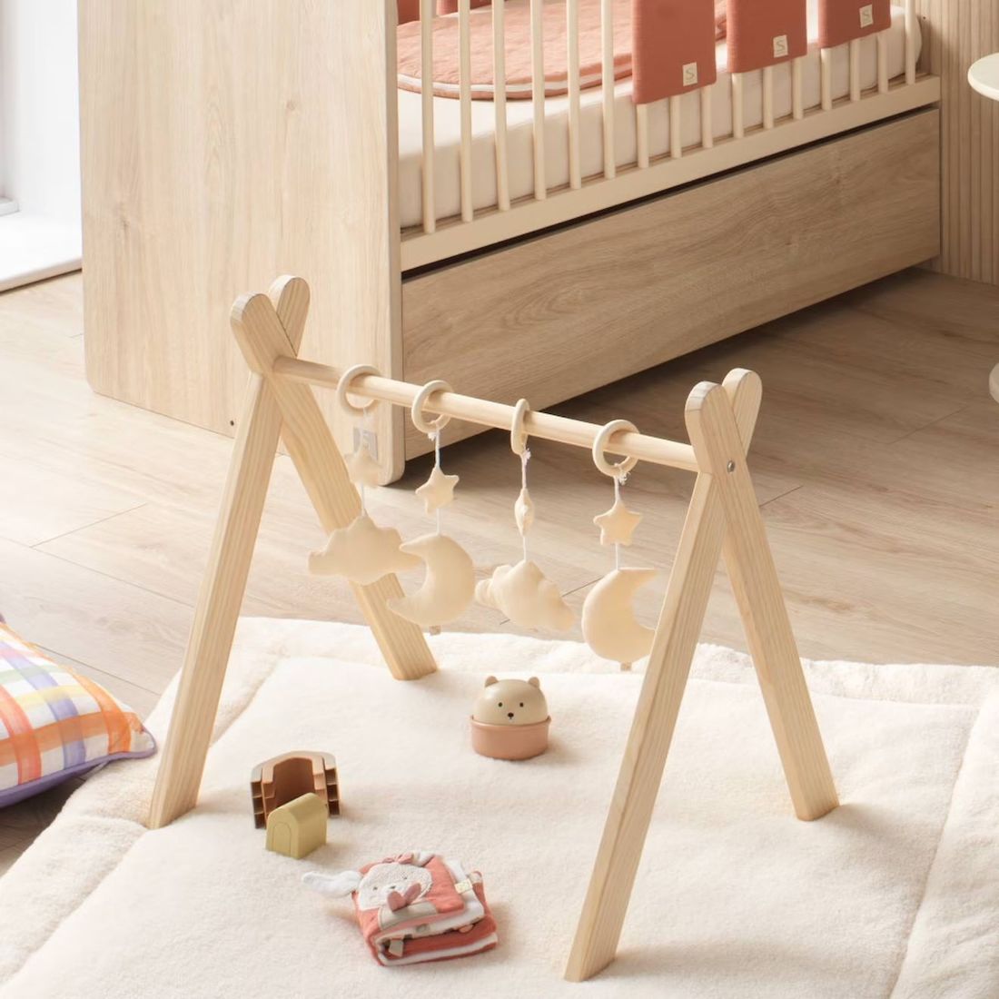 Arche D'éveil Bois Avec 4 Jouets - Uni Sauge Beige (Sauthon) - Couverture