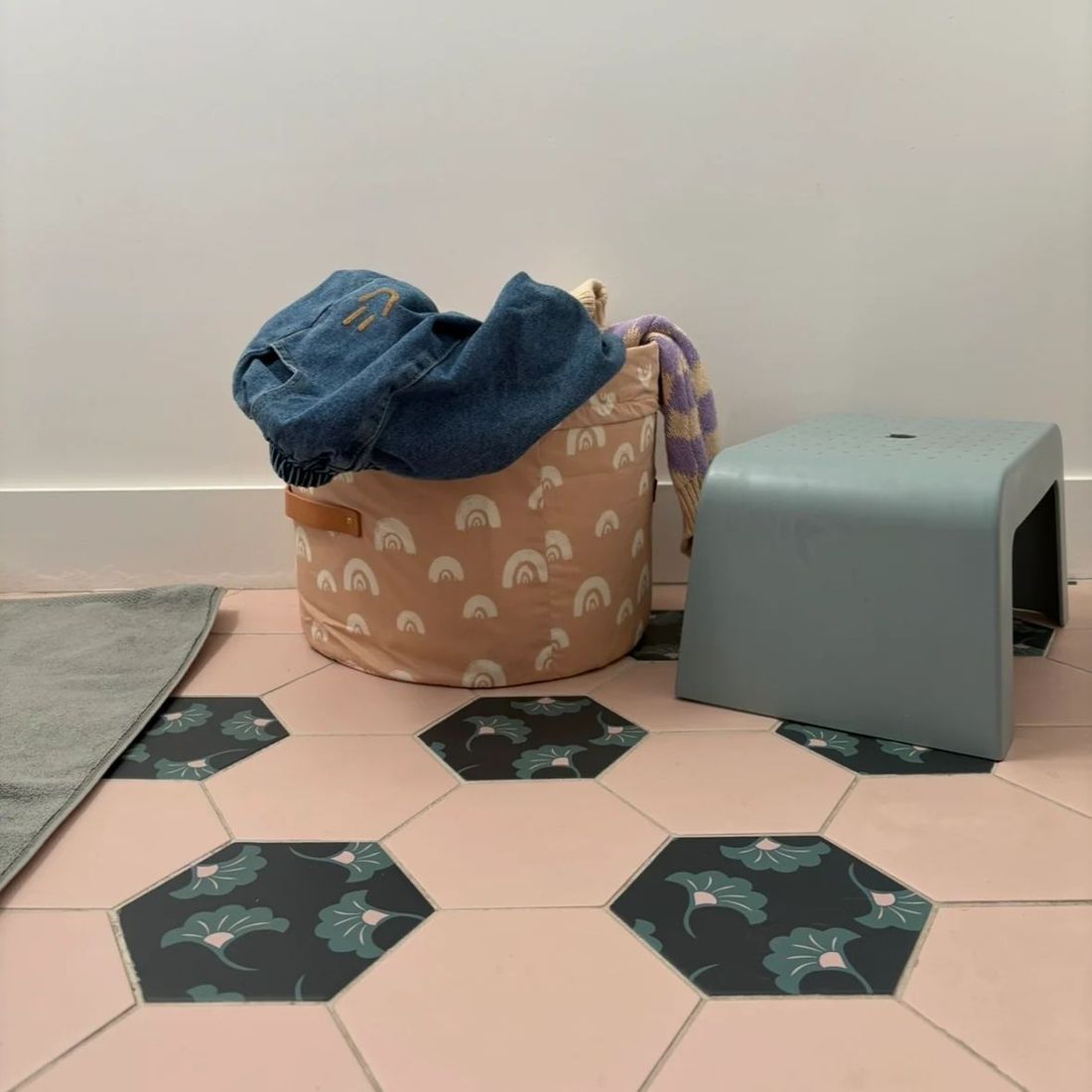 Mini Ciao Bazar Arc en Pêche (Mezamé Paris) - Image 3