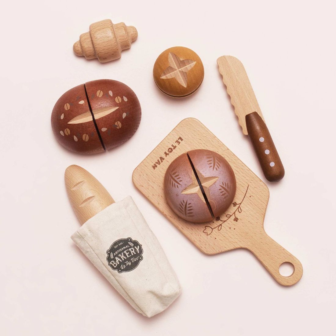 Ensemble de baguette et pains artisanaux en bois FSC (Le Toy Van) - Image 6