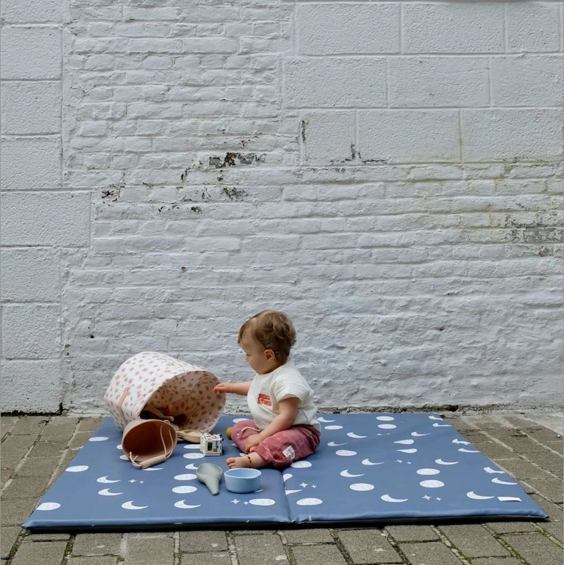 Tapis de vie Waterproof To The Moon (Mezamé Paris) - Image 5