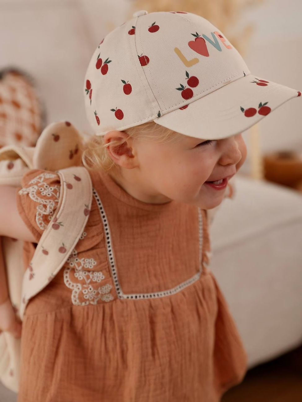 Casquette pommes bébé fille écru (Vertbaudet) - Couverture