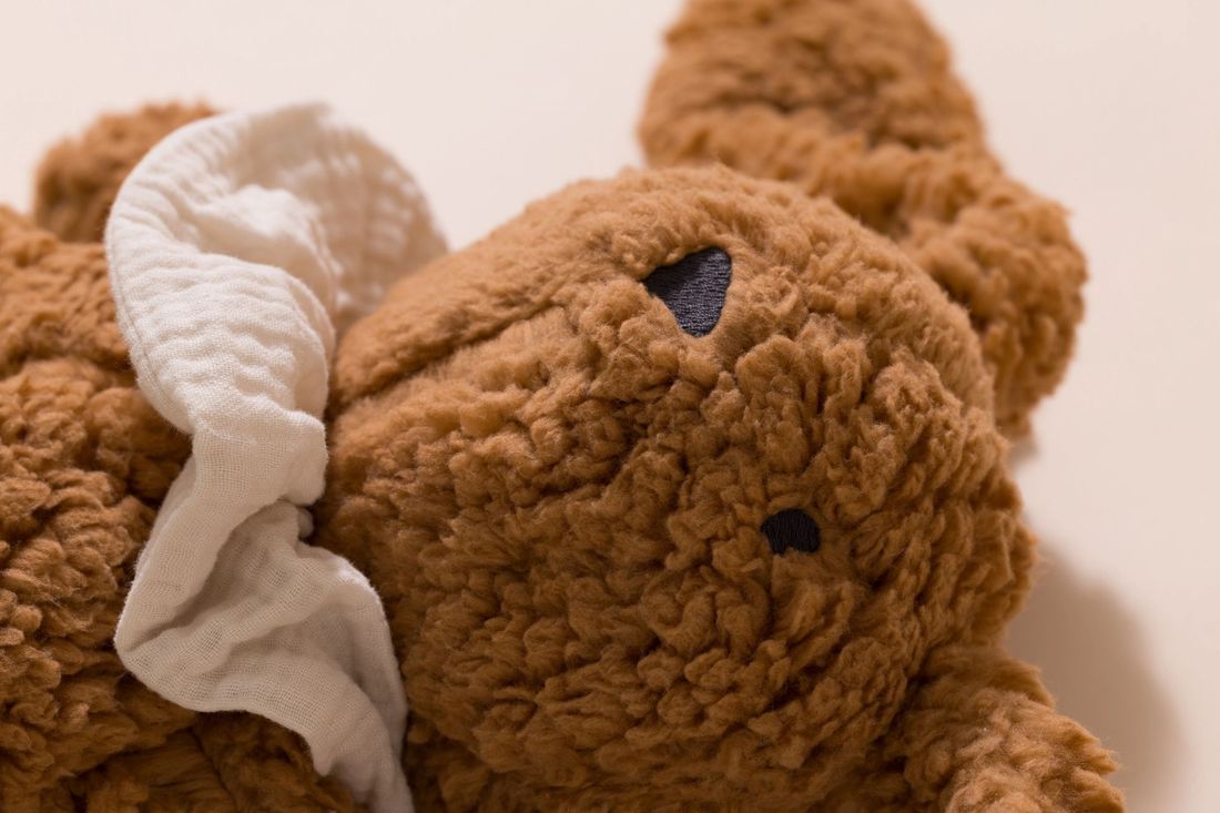 - Doudou Bouclé Lapin Caramel - Marron (Mon Lit Cabane) - Image 6