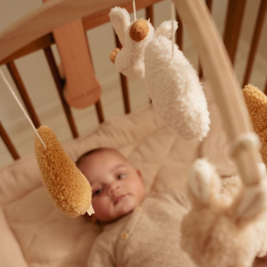 Mobile musical en bois FSC Newborn (Little Dutch) - Image 3