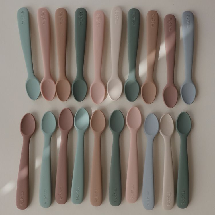 Lot de 2 cuillères en silicone Natural-Dried thyme (Mushie) - Image 4