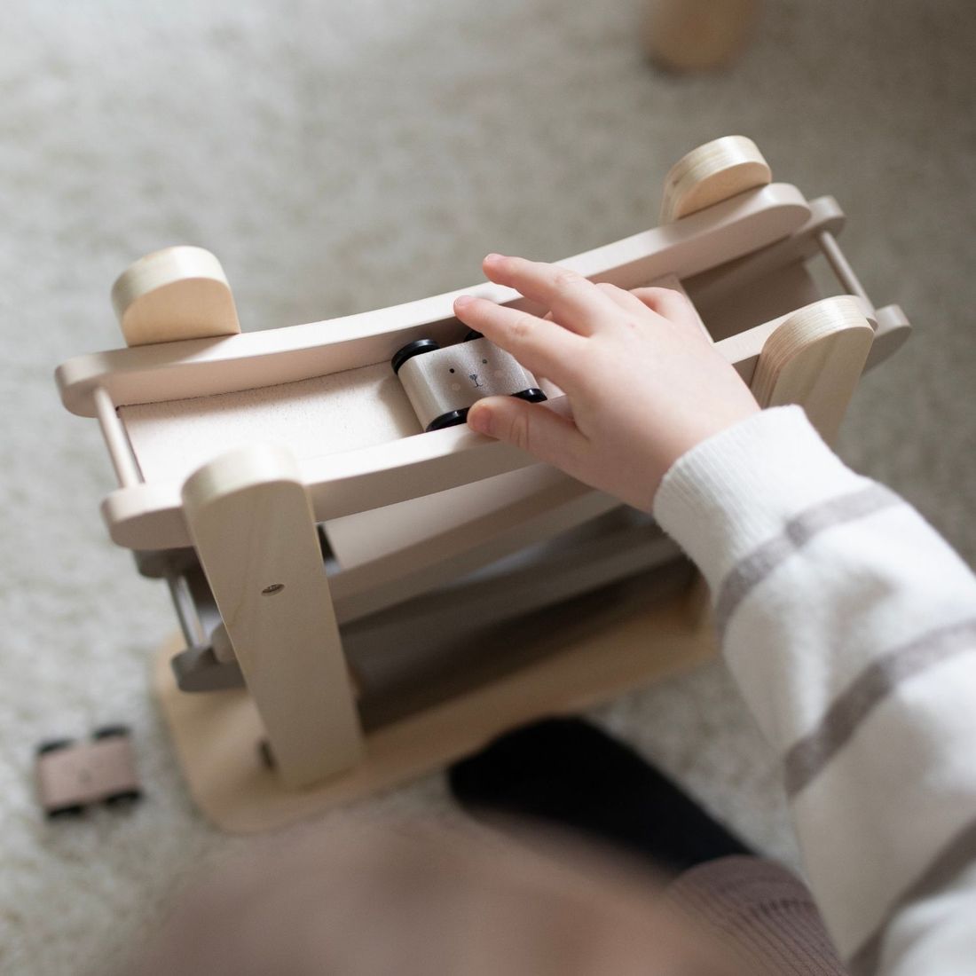 Circuit voiture en bois looping Nature (Jabadabado) - Image 3
