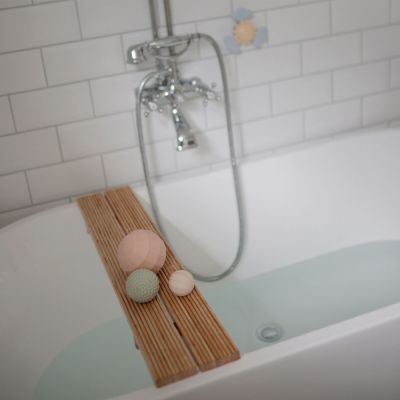 Lot de 3 jouets sensoriels Nesting Spheres Blush (Mushie) - Image 4