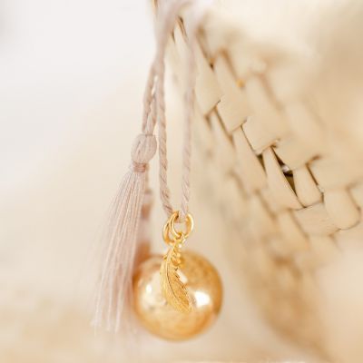 Bola de grossesse Gri-Gri Plume cordon biscuit (or jaune 18 carats) (Pleine Lune) - Image 2
