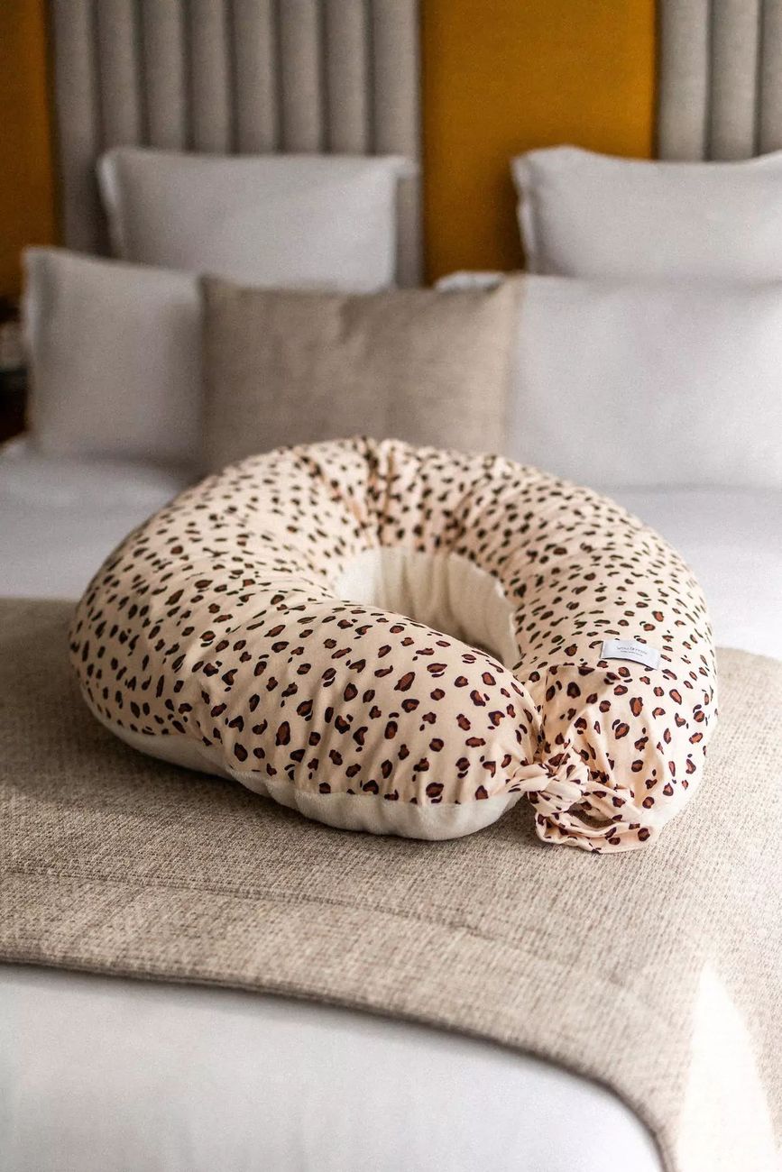 Coussin de grossesse et d’allaitement léopard Graou You&Milk (You&Milk) - Image 2